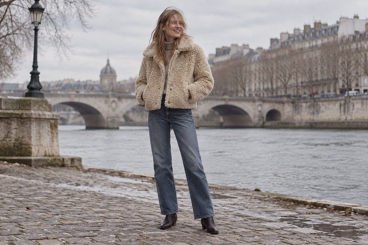 Veste courte en agneau bouclé — collection Agneau FURSULTANA