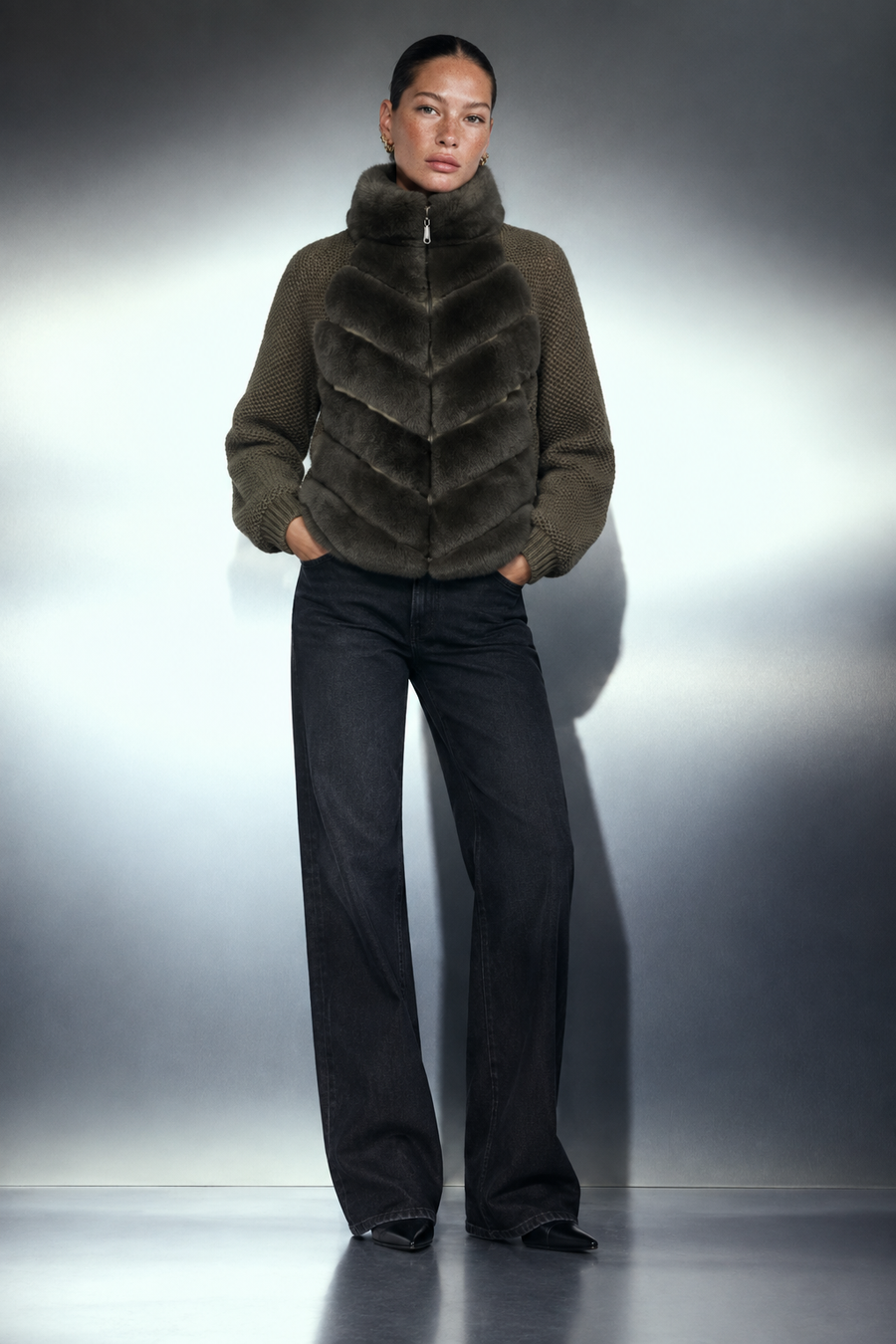 The Nala Bomber portée, vue de face